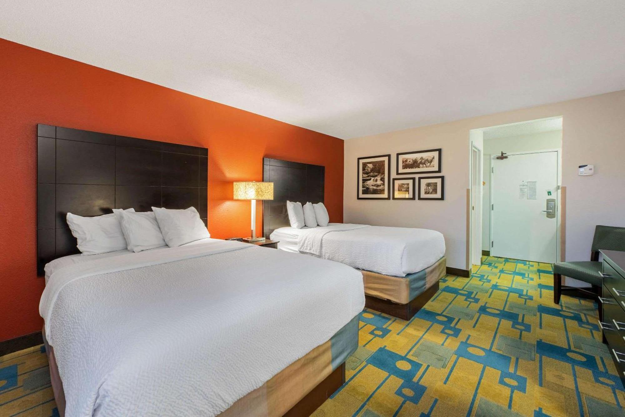 La Quinta By Wyndham Mansfield Oh Hotel Екстериор снимка