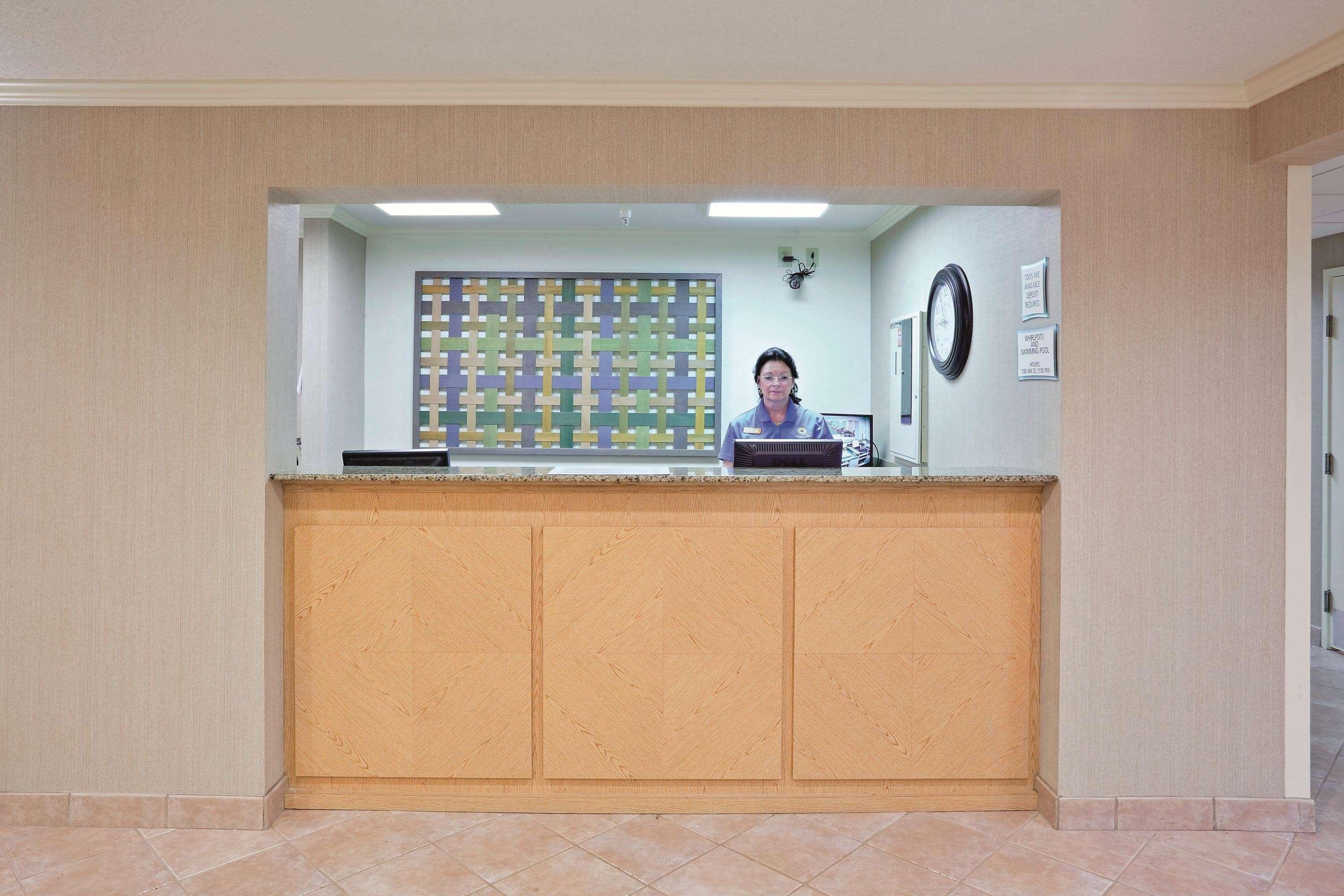 La Quinta By Wyndham Mansfield Oh Hotel Екстериор снимка