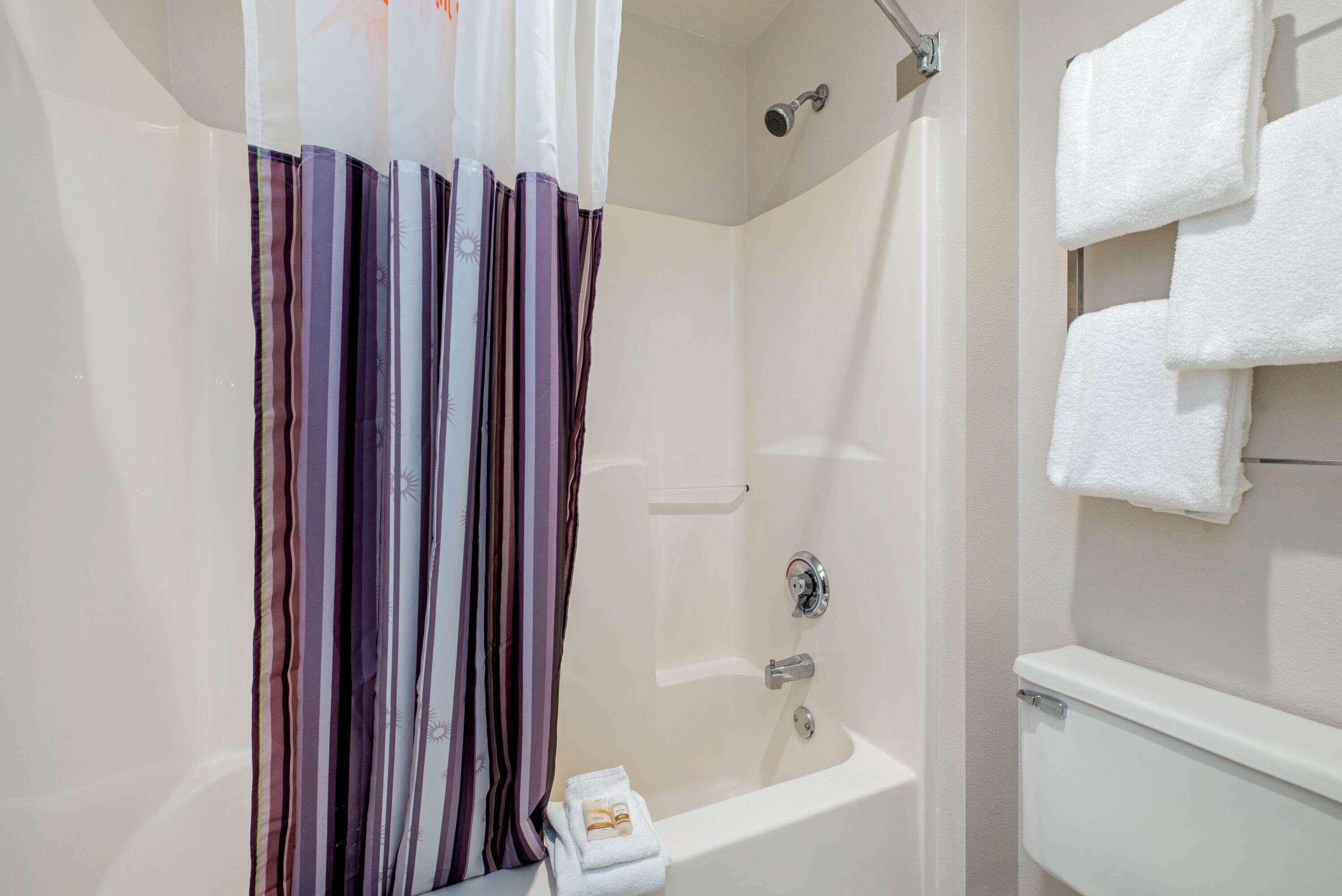 La Quinta By Wyndham Mansfield Oh Hotel Екстериор снимка